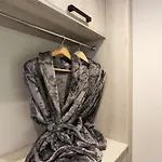 Σπίτι διακοπών The Dog House With Hot Tub *