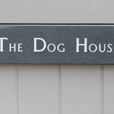 Semesterbostad The Dog House With Hot Tub Kirkby Lonsdale